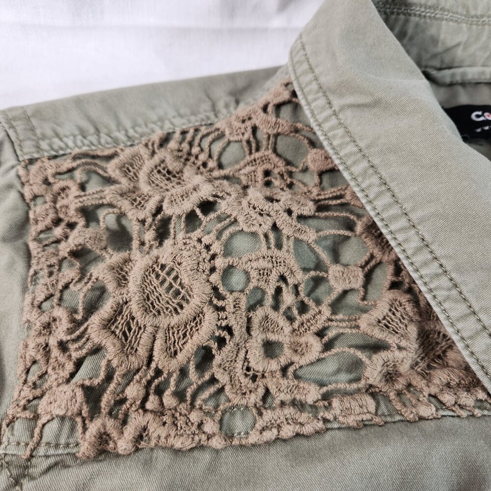 Coffee Shop Womens XL Jacket All Cotton Lace Shoulders Button Up Green FastShip - Picture 2 of 13